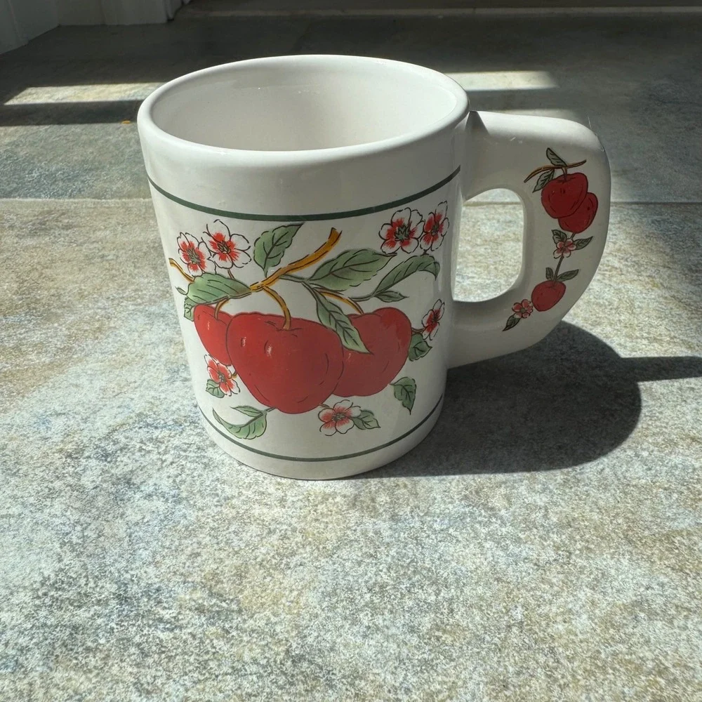 Vintage 90s Cherry Mug Cottagecore Floral Stoneware Farmhouse Kitchen Decor‎